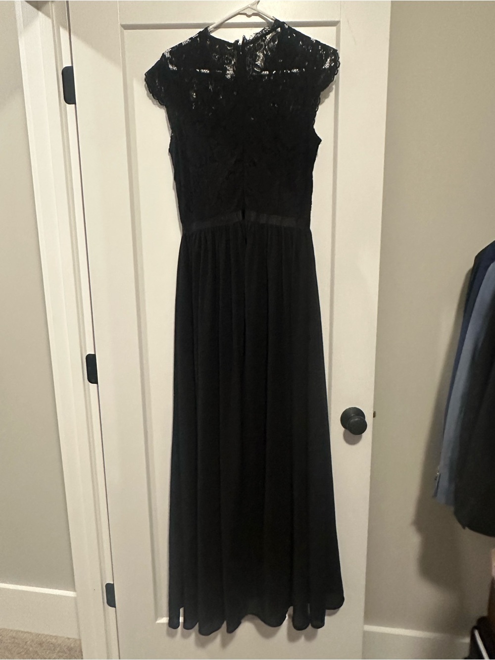 Miusol Black Lace & Chiffon Maxi Dress - Picture 2 of 6